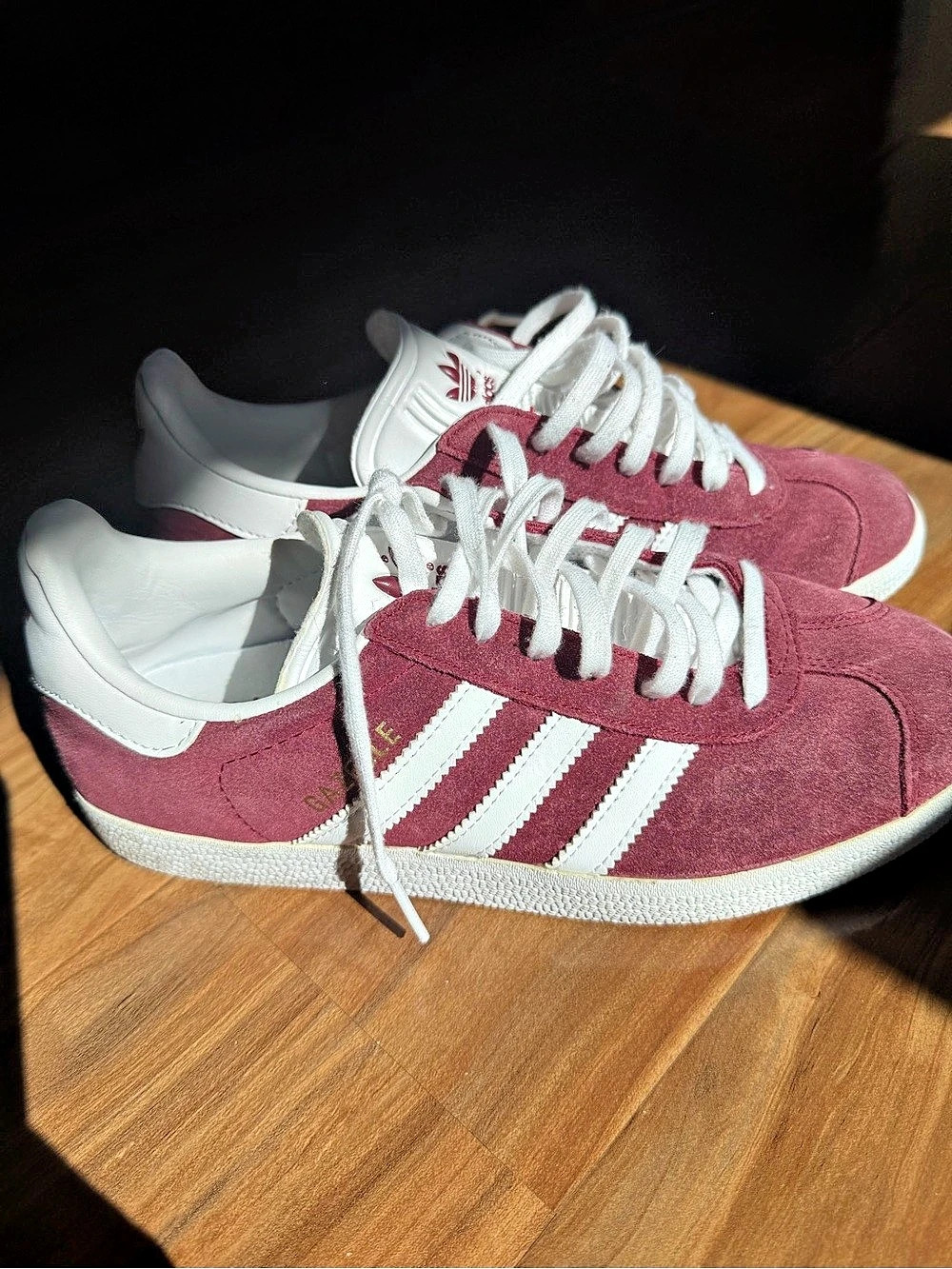 Adidas Gazelle Sneakers Red & White
